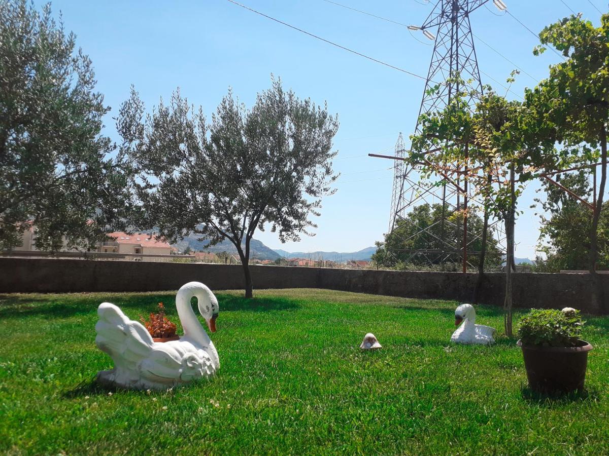 Apartmani Bridge Trebin Dış mekan fotoğraf